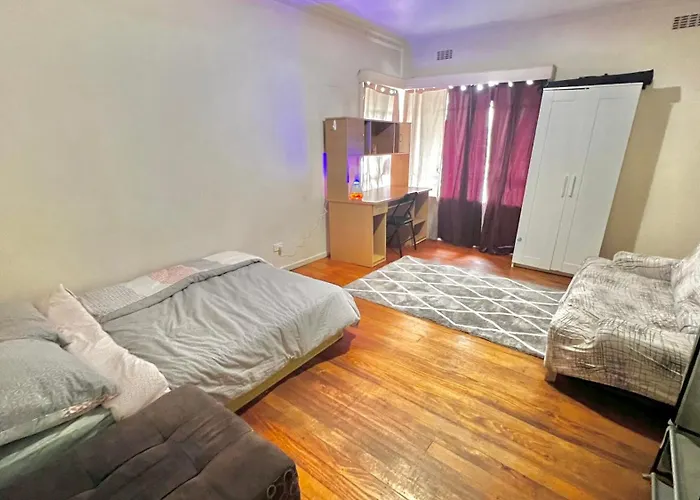 Budget Room Near Melbourne Airport