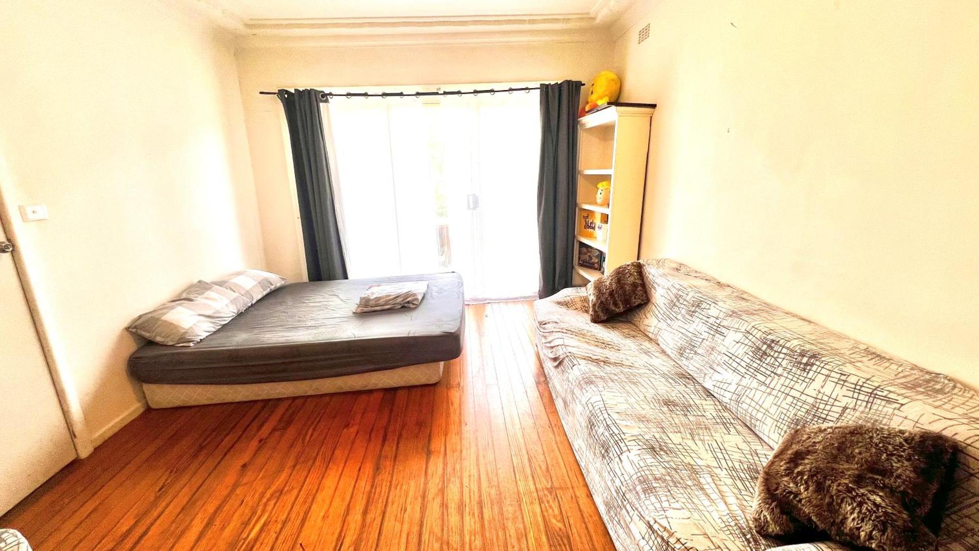 Budget Near Melbourne Airport St Albans